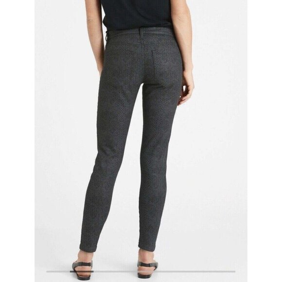 Banana Republic Women Black Pants Size 32R Phyton Print Skinny Mid Rise Stretch - Picture 2 of 10